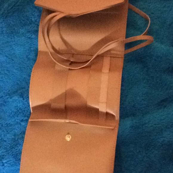 Katherine Tech Organizer Roll - Picture 4 of 6